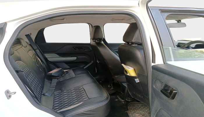 2021 Tata PUNCH ADVENTURE MT, Petrol, Manual, 37,733 km, interior