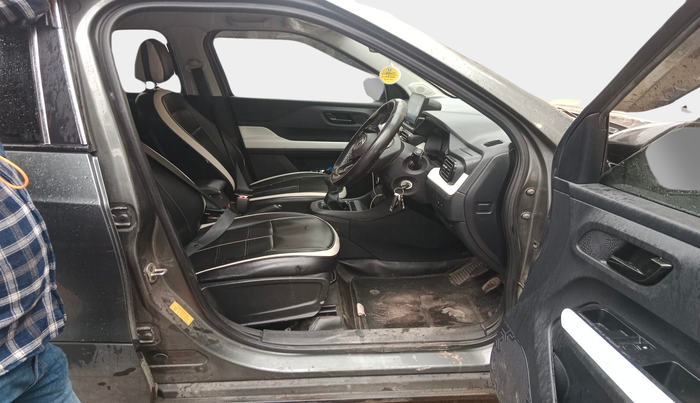 2023 Tata PUNCH PURE MT, Petrol, Manual, 63,669 km, interior