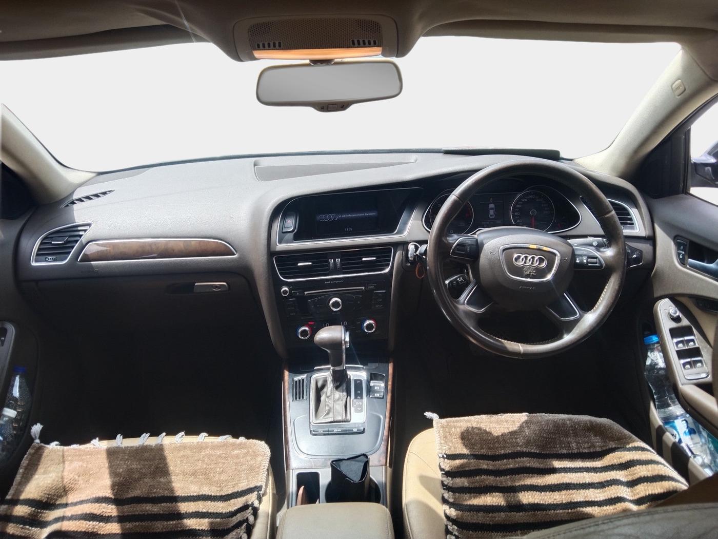 2012 Audi A4 2.0 TDI, Diesel, Automatic, 1,28,183 km, interior