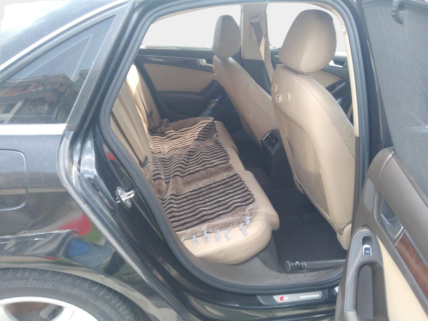 2012 Audi A4 2.0 TDI, Diesel, Automatic, 1,28,183 km, interior