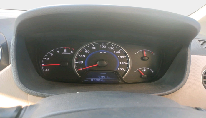 2015 Hyundai Grand i10 SPORTZ 1.1 CRDI, Diesel, Manual, 87,004 km, interior