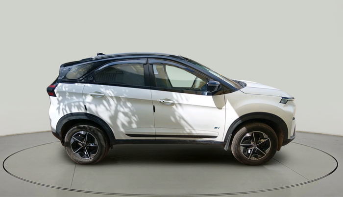 2024 Tata NEXON EV EMPOWERED LONG RANGE, Electric, Automatic, 35,249 km, exterior