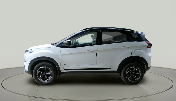 2024 Tata NEXON EV EMPOWERED LONG RANGE, Electric, Automatic, 35,249 km, exterior