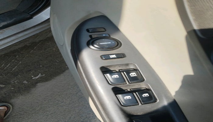 2013 Hyundai i20 MAGNA (O) 1.2, Diesel, Manual, 1,35,322 km, interior