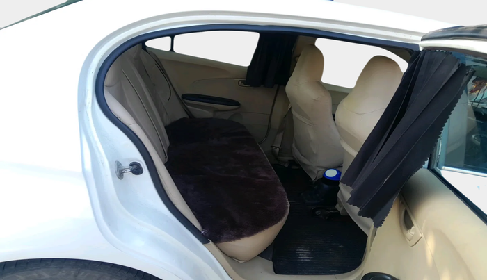 2016 Honda Amaze 1.5L I-DTEC S, Diesel, Manual, 1,25,451 km, interior