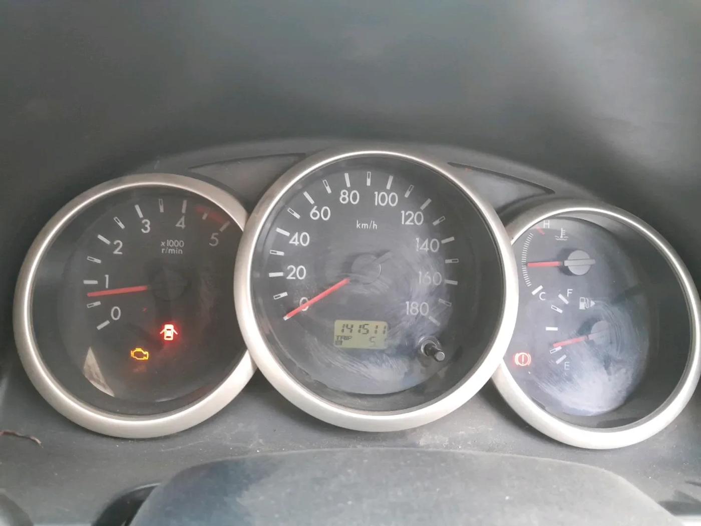 2010 Ford Endeavour 3.0L 4X4 AT, Diesel, Automatic, 1,41,511 km, interior