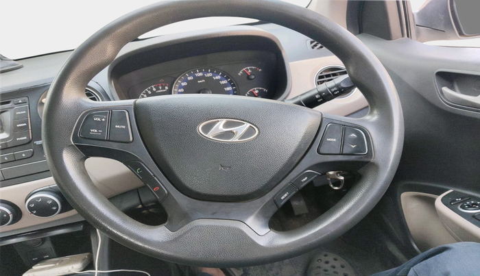 2014 Hyundai Xcent S 1.2, Petrol, Manual, 60,099 km, interior