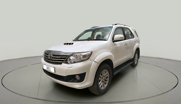 2014 Toyota Fortuner 3.0 4X2 MT, Diesel, Manual, 98,641 km, exterior