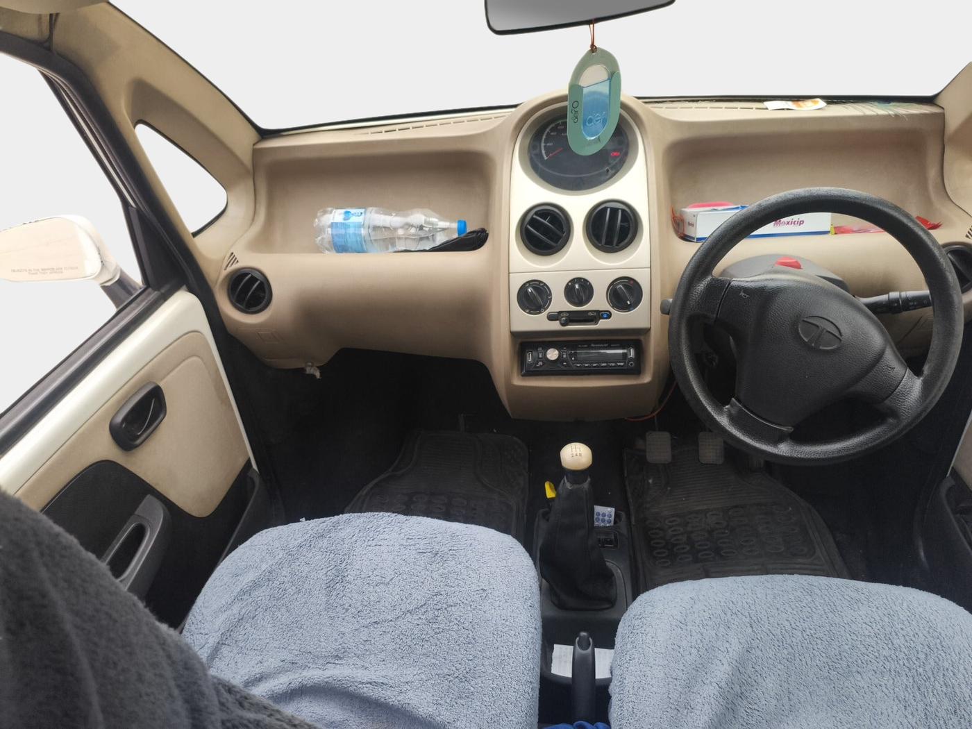 2015 Tata Nano LX, Petrol, Manual, 76,500 km, interior