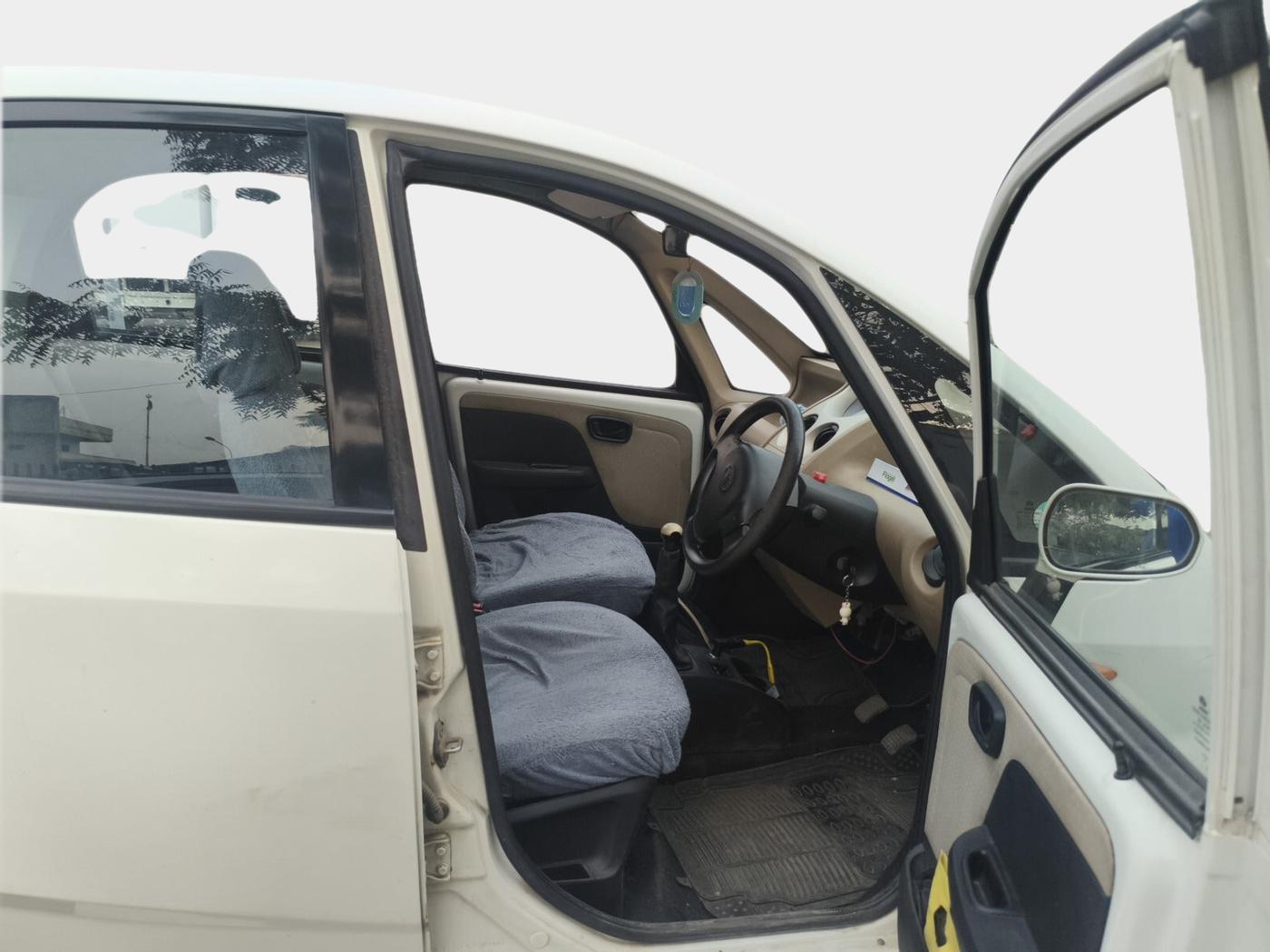 2015 Tata Nano LX, Petrol, Manual, 76,500 km, interior