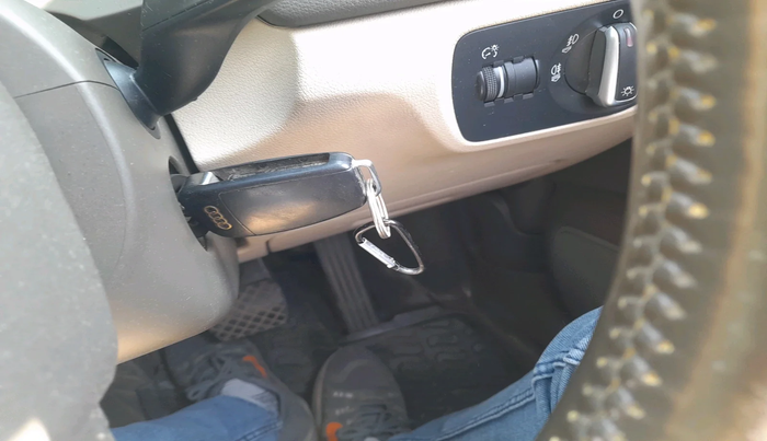 2012 Audi Q3 2.0 QUATTRO TDI AT, Diesel, Automatic, 95,208 km, interior