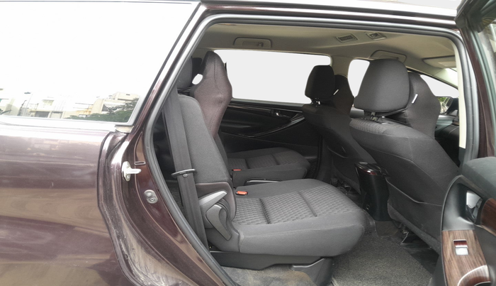 2016 Toyota Innova Crysta 2.4 G 7 STR, Diesel, Manual, 85,947 km, interior