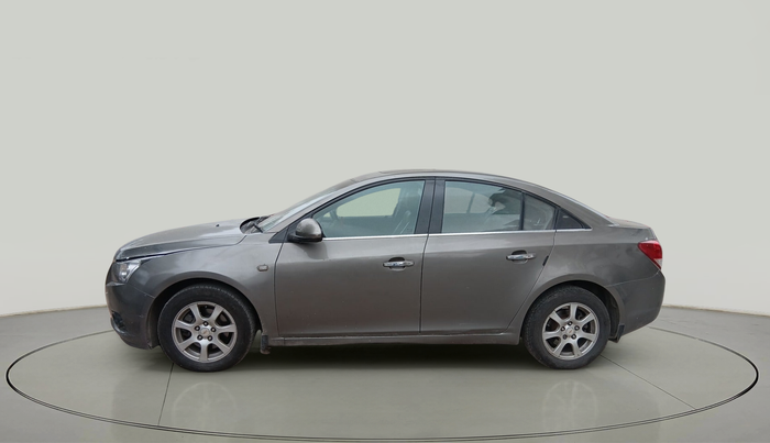 2013 Chevrolet Cruze LTZ AT, Diesel, Automatic, 92,598 km, exterior