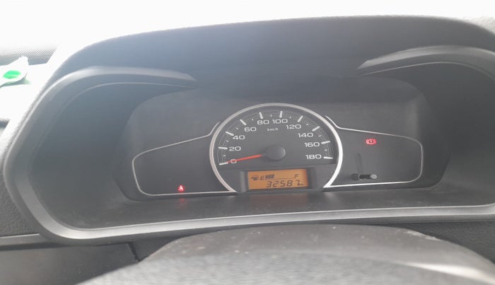 2022 Maruti Alto LXI O, Petrol, Manual, 32,587 km, interior