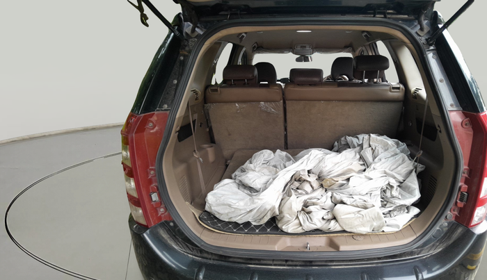 2015 Mahindra XUV500 W8, Diesel, Manual, 93,767 km, exterior