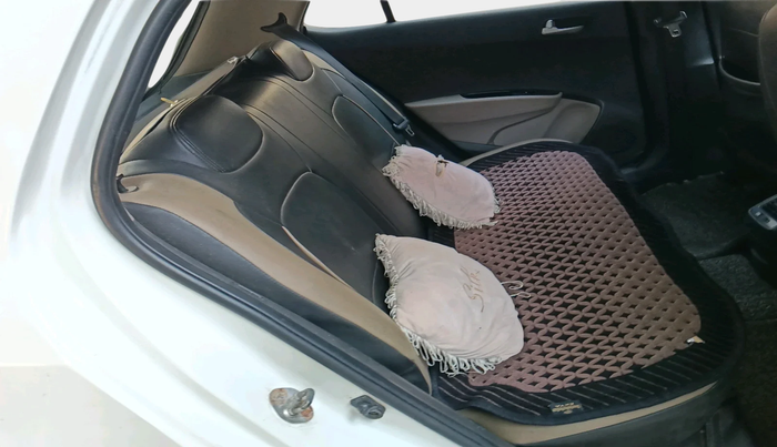 2013 Hyundai Grand i10 SPORTZ 1.1 CRDI, Diesel, Manual, 1,26,164 km, interior