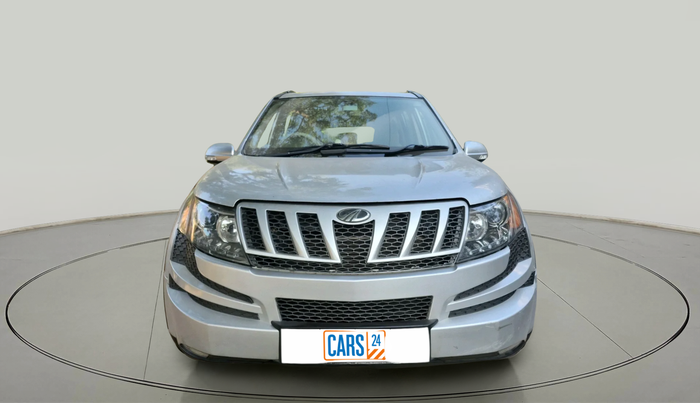 2015 Mahindra XUV500 W6, Diesel, Manual, 1,39,004 km, exterior