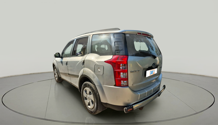 2015 Mahindra XUV500 W6, Diesel, Manual, 1,39,004 km, exterior