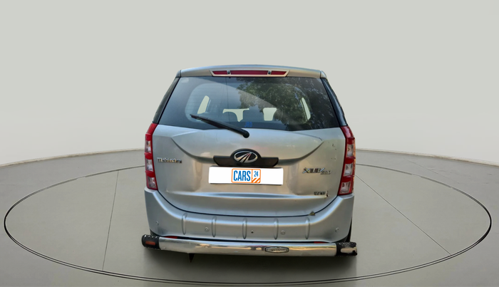 2015 Mahindra XUV500 W6, Diesel, Manual, 1,39,004 km, exterior