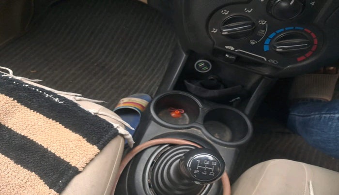 2013 Honda Amaze 1.5L I-DTEC EX, Diesel, Manual, 1,00,042 km, interior