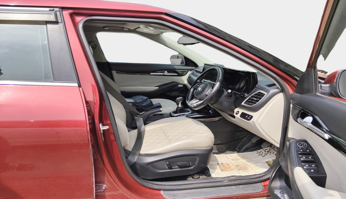 2019 KIA SELTOS HTX PLUS 1.5 DIESEL, Diesel, Manual, 1,23,347 km, interior