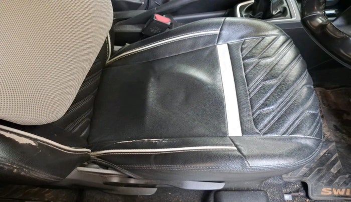 2019 Maruti Swift VXI, Petrol, Manual, 1,36,285 km, interior