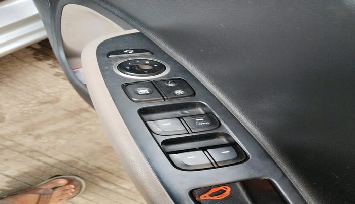 2014 Hyundai Grand i10 SPORTZ 1.2 KAPPA VTVT, Petrol, Manual, 95,371 km, interior