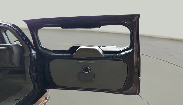 2013 Mahindra Quanto C6, Diesel, Manual, 73,653 km, exterior