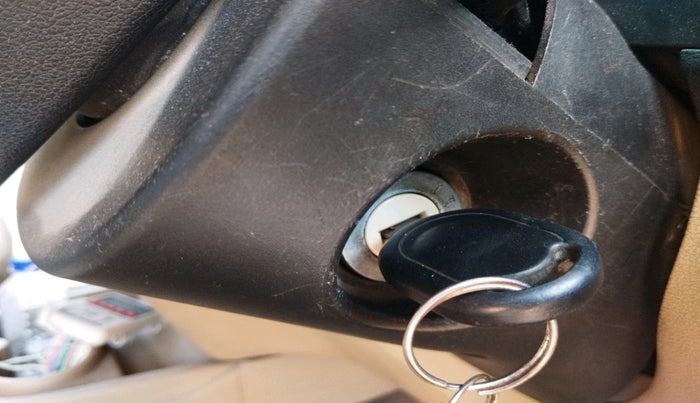 2013 Chevrolet Enjoy 1.3 LS 7 STR, Diesel, Manual, 1,35,118 km, interior