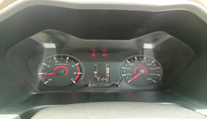 2016 Mahindra Kuv100 K6 D 6 STR, Diesel, Manual, 91,241 km, interior