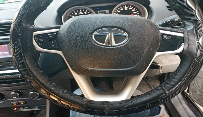 2016 Tata Tiago XZ PETROL, Petrol, Manual, 68,626 km, interior