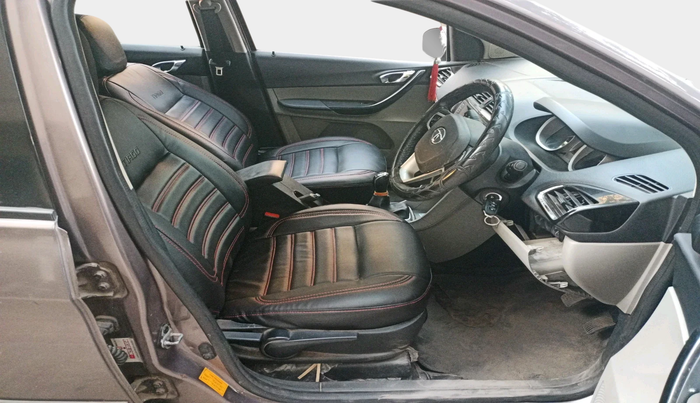 2016 Tata Tiago XZ PETROL, Petrol, Manual, 68,626 km, interior