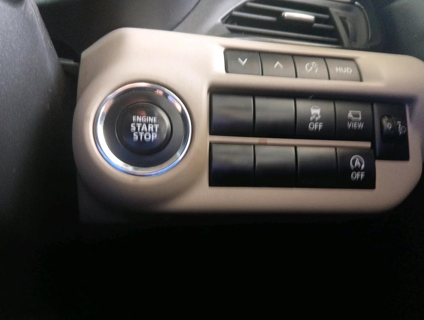 2024 Toyota Glanza V, Petrol, Manual, 1,17,912 km, interior