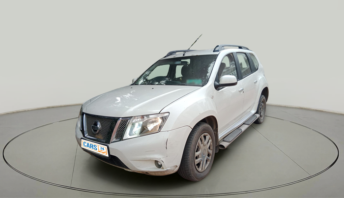 2014 Nissan Terrano XL (D), Diesel, Manual, 1,50,000 km, exterior