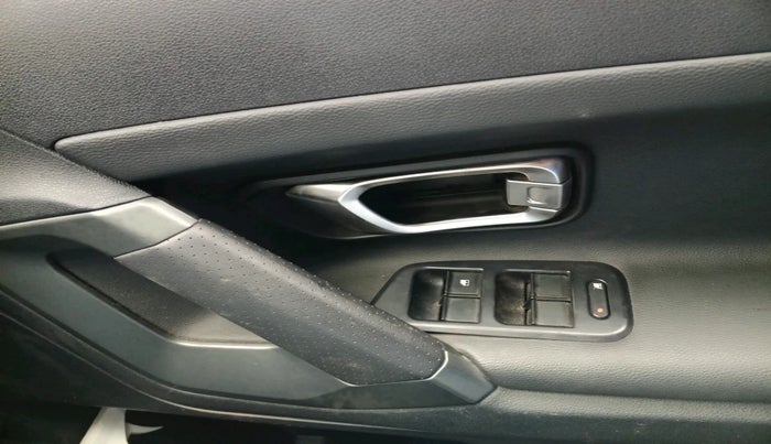 2020 Tata Harrier XZ 2.0L DARK EDITION, Diesel, Manual, 38,635 km, interior