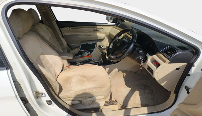 2018 Maruti Ciaz DELTA 1.5 SHVS MT PETROL, Petrol, Manual, 1,66,996 km, interior