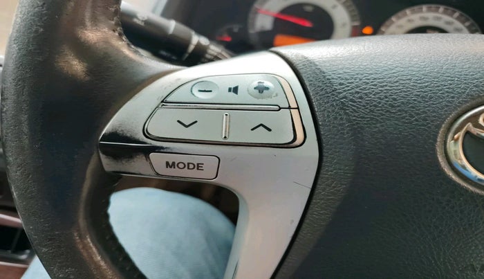 2011 Toyota Corolla Altis G DIESEL, Diesel, Manual, 1,18,724 km, interior