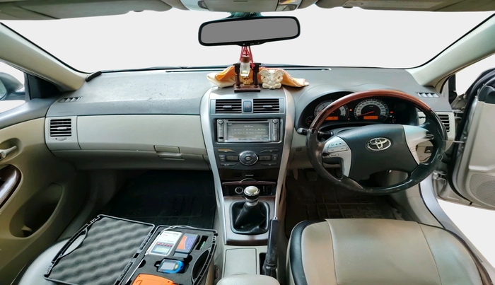 2011 Toyota Corolla Altis G DIESEL, Diesel, Manual, 1,18,724 km, interior