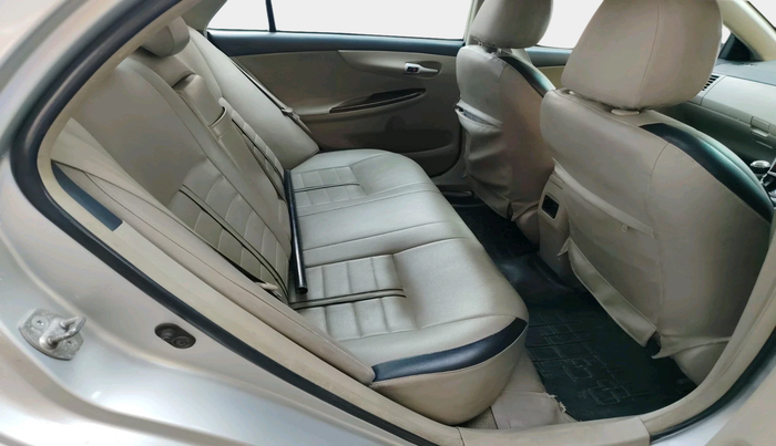 2011 Toyota Corolla Altis G DIESEL, Diesel, Manual, 1,18,724 km, interior