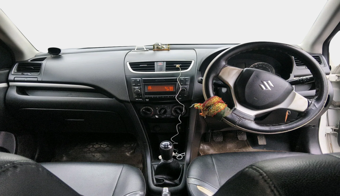 2016 Maruti Swift VXI, Petrol, Manual, 1,08,396 km, interior