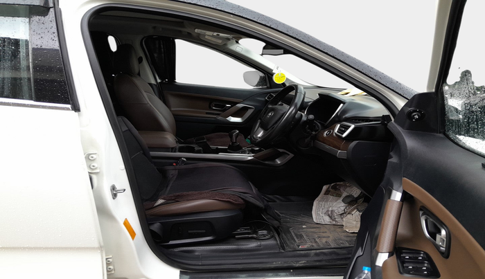 2020 Tata Harrier XZ PLUS 2.0L, Diesel, Manual, 79,295 km, interior