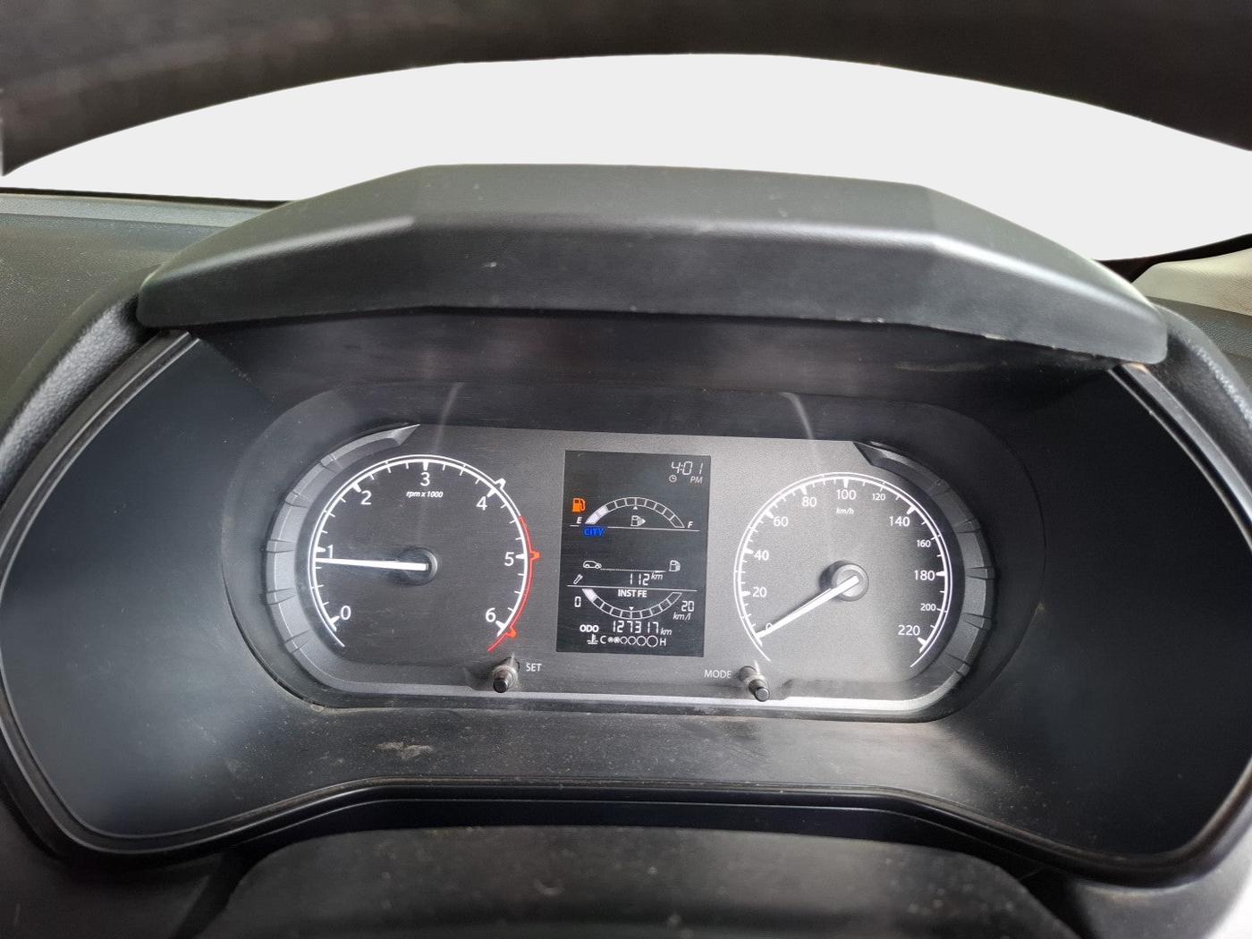 2020 Tata Harrier XM 2.0L KRYOTEC, Diesel, Manual, 1,27,317 km, interior