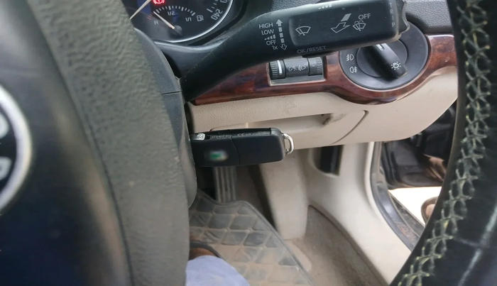 2010 Skoda Laura AMBIENTE 1.9 TDI MT, Diesel, Manual, 79,335 km, interior