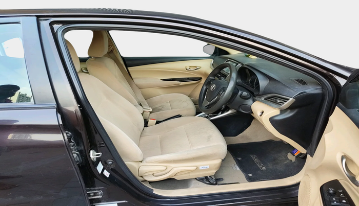 2018 Toyota YARIS V CVT, Petrol, Automatic, 1,16,205 km, interior