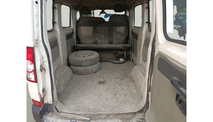 2016 Mahindra SUPRO LX 8 STR, Diesel, Manual, 83,585 km, exterior