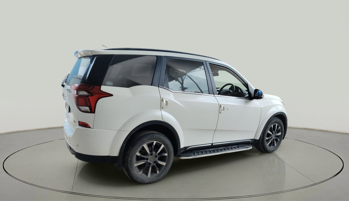 2020 Mahindra XUV500 W11, Diesel, Manual, 50,572 km, exterior