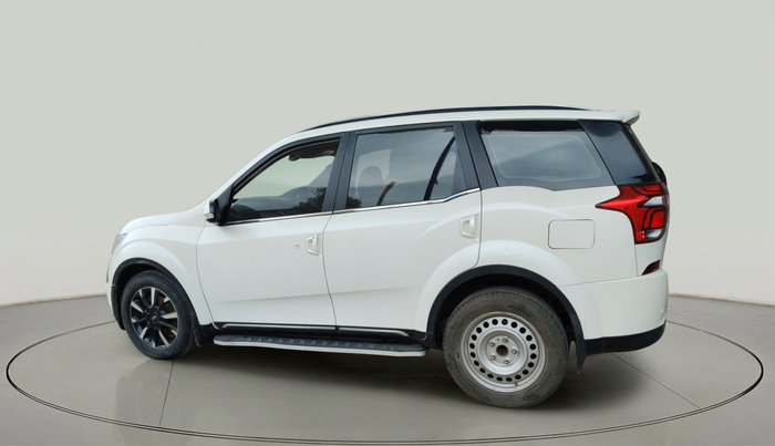 2020 Mahindra XUV500 W11, Diesel, Manual, 50,572 km, exterior