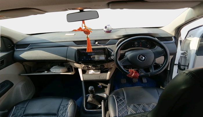 2021 Renault TRIBER RXL MT, Petrol, Manual, 54,108 km, interior