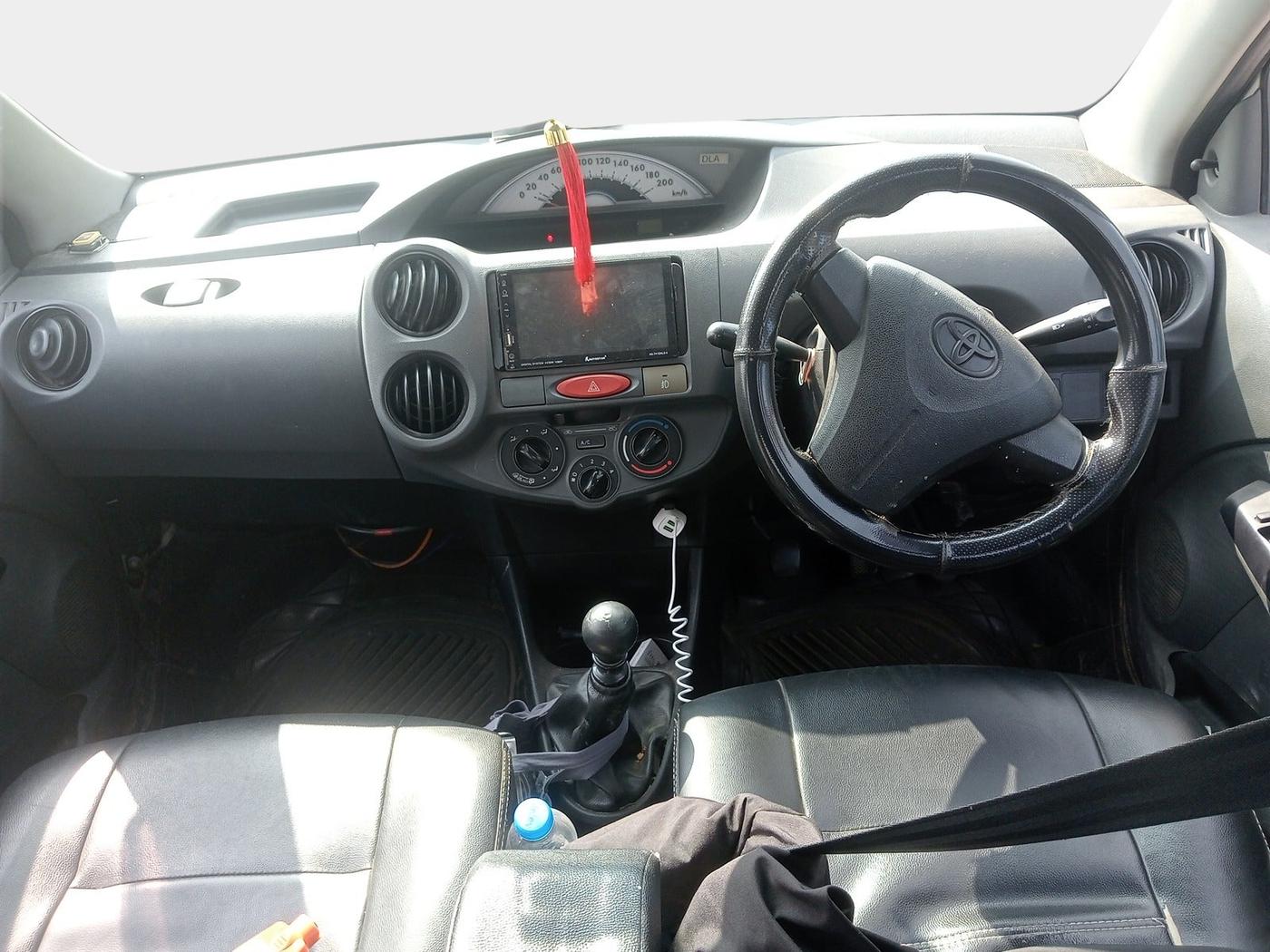2012 Toyota Etios GD, Diesel, Manual, 1,40,564 km, interior