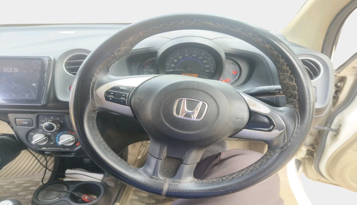 2015 Honda Amaze 1.5L I-DTEC S, Diesel, Manual, 1,55,703 km, interior